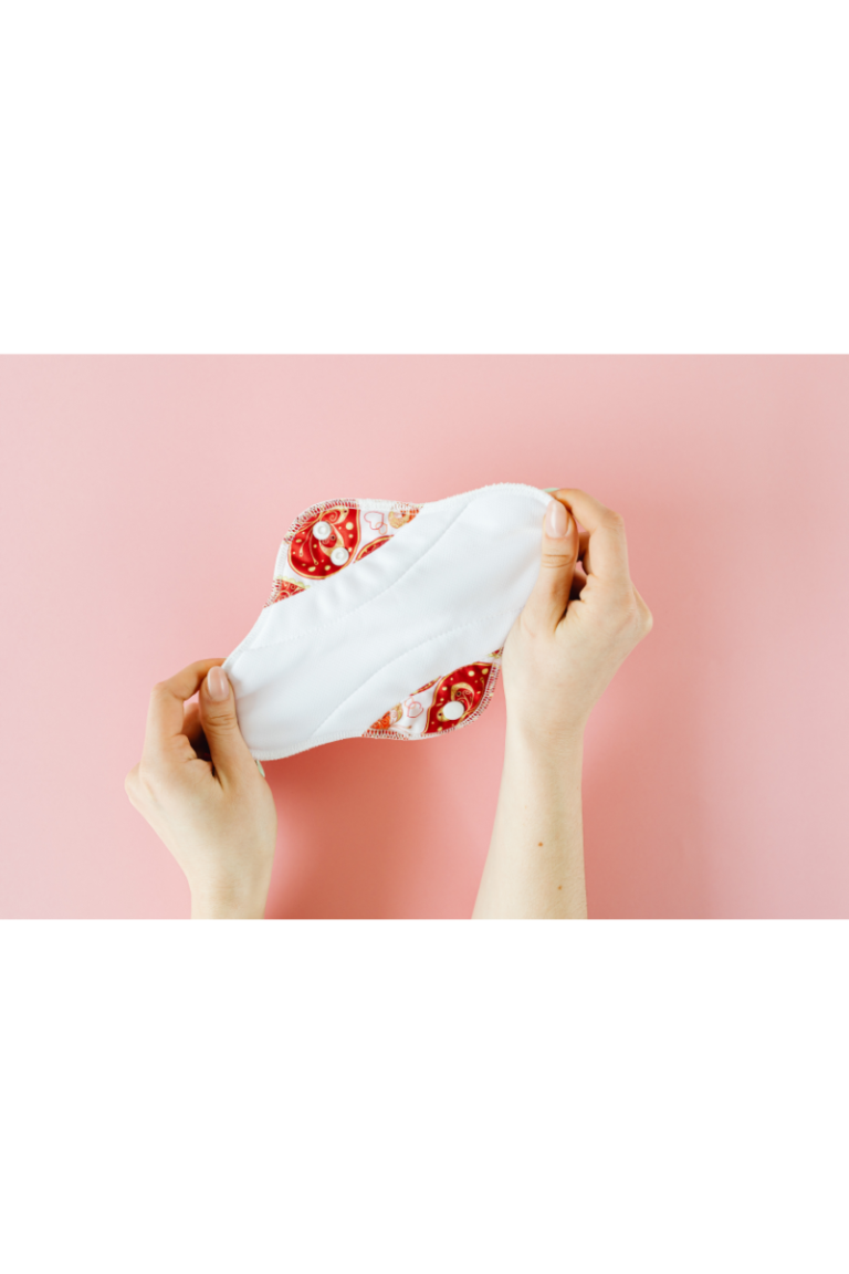 Primeira menstruação: O que é necessário saber sobre ela?