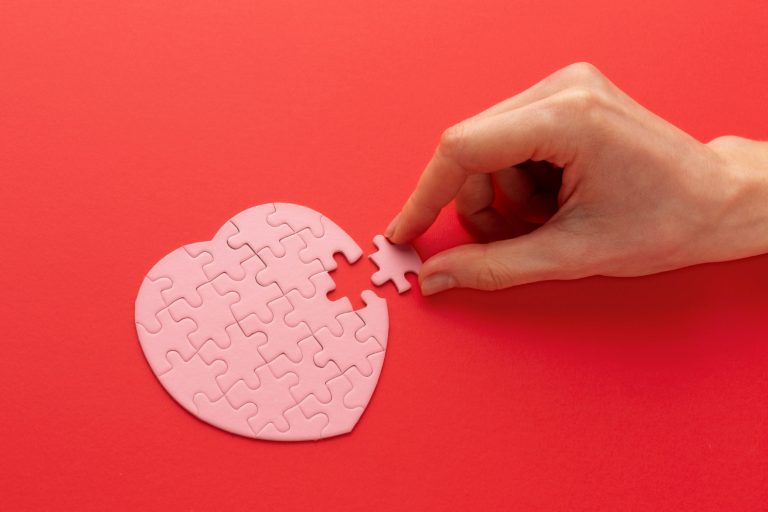 Abril Azul: Conscientização sobre o Autismo e a Saúde Menstrual